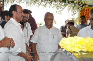 Ramanaidu Last Rites Photos