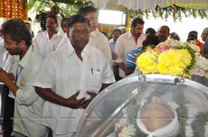 Ramanaidu Last Rites Photos