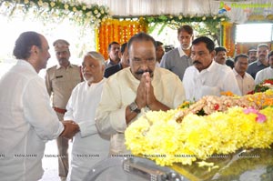 Ramanaidu Last Rites Photos