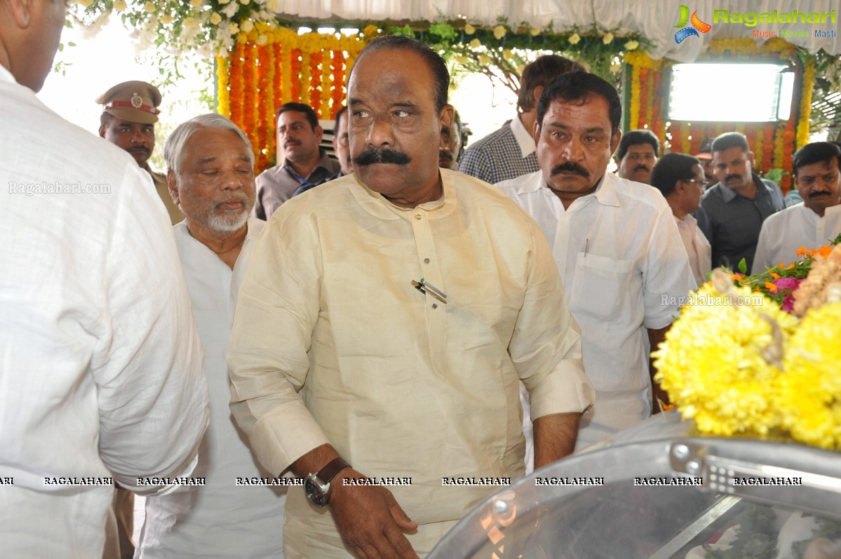 Last Rites of Dr. D. Ramanaidu