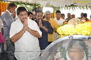 Ramanaidu Last Rites Photos