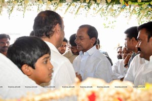 Ramanaidu Last Rites Photos