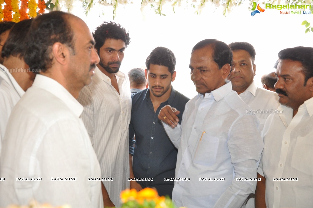 Last Rites of Dr. D. Ramanaidu