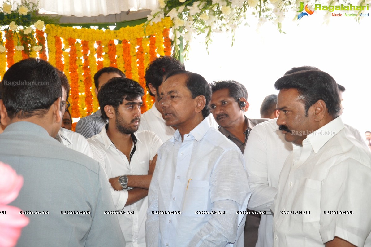 Last Rites of Dr. D. Ramanaidu