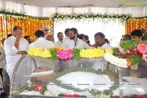 Ramanaidu Last Rites Photos