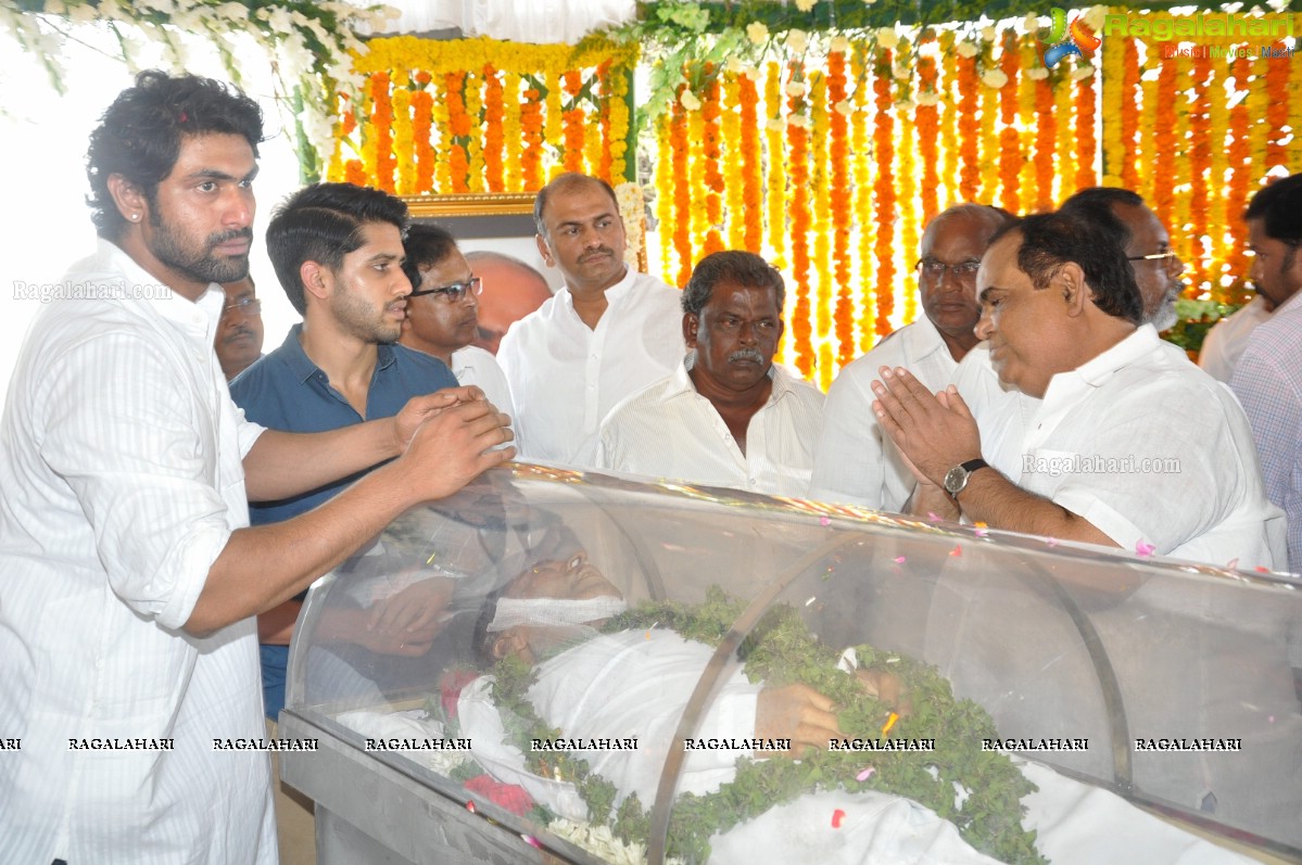 Last Rites of Dr. D. Ramanaidu