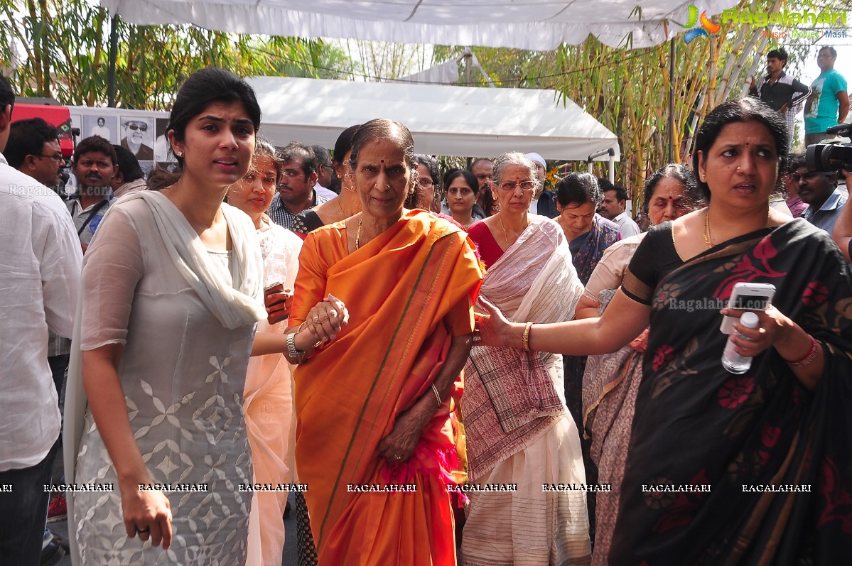 Last Rites of Dr. D. Ramanaidu