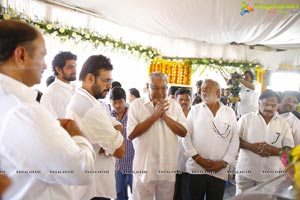 Ramanaidu Last Rites Photos