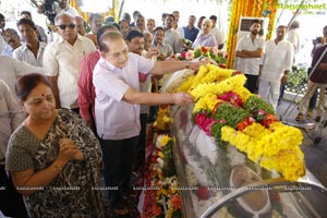 Ramanaidu Last Rites Photos