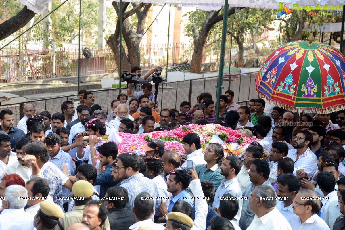 Last Rites of Dr. D. Ramanaidu