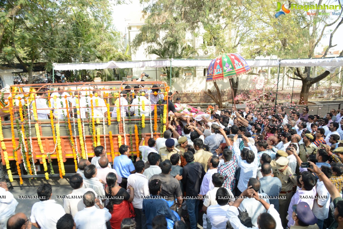 Last Rites of Dr. D. Ramanaidu