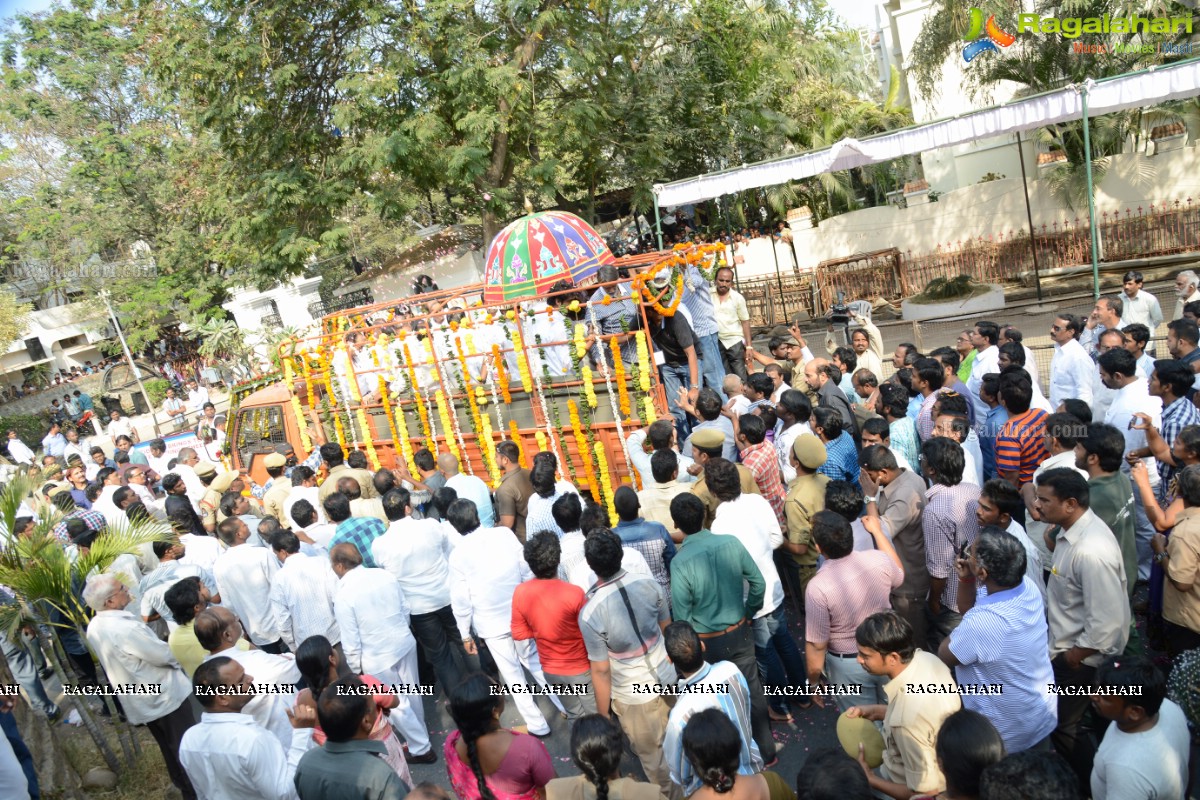 Last Rites of Dr. D. Ramanaidu