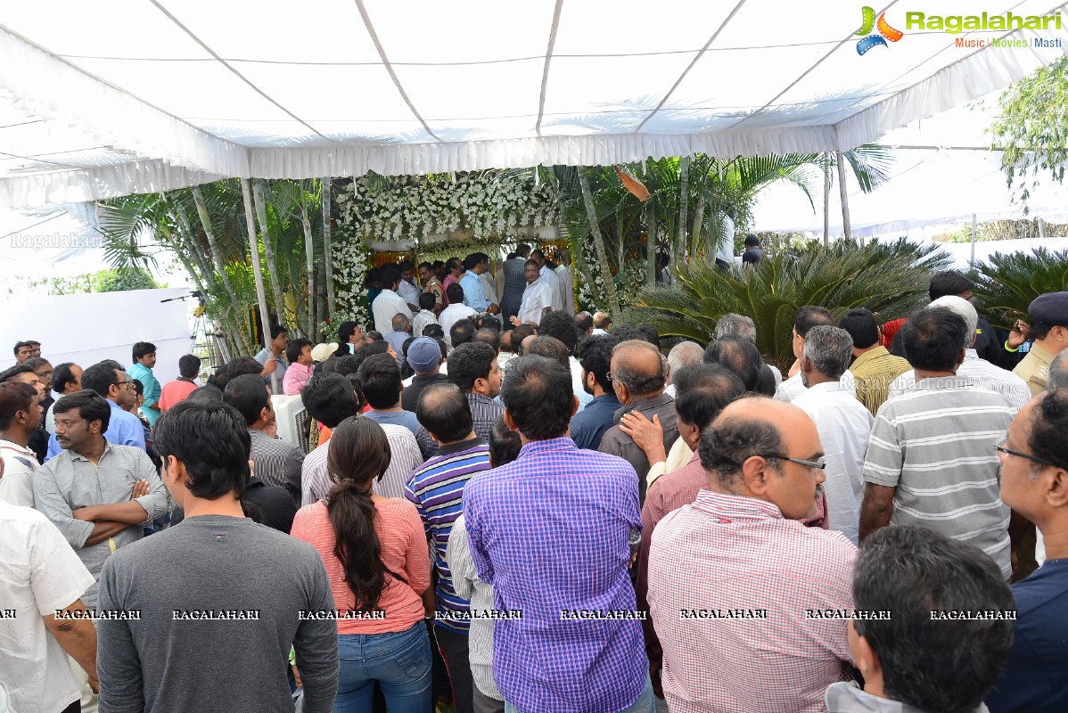 Last Rites of Dr. D. Ramanaidu