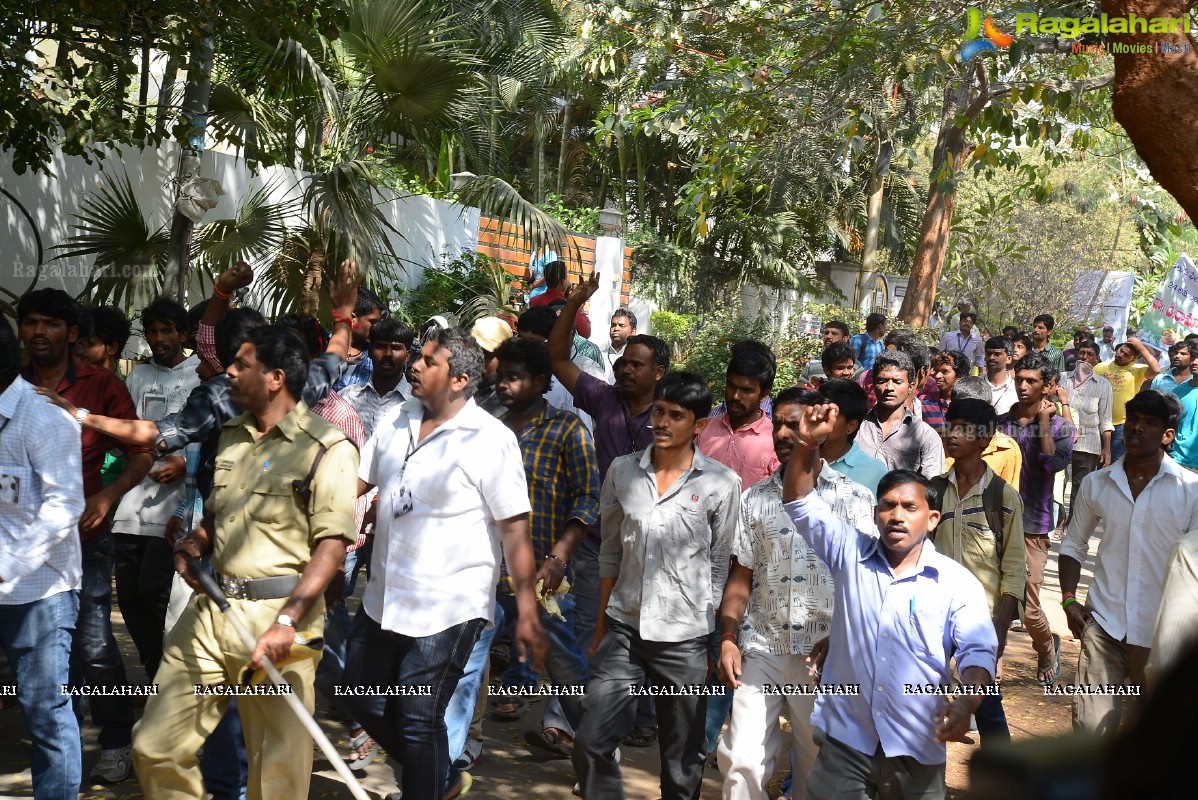 Last Rites of Dr. D. Ramanaidu