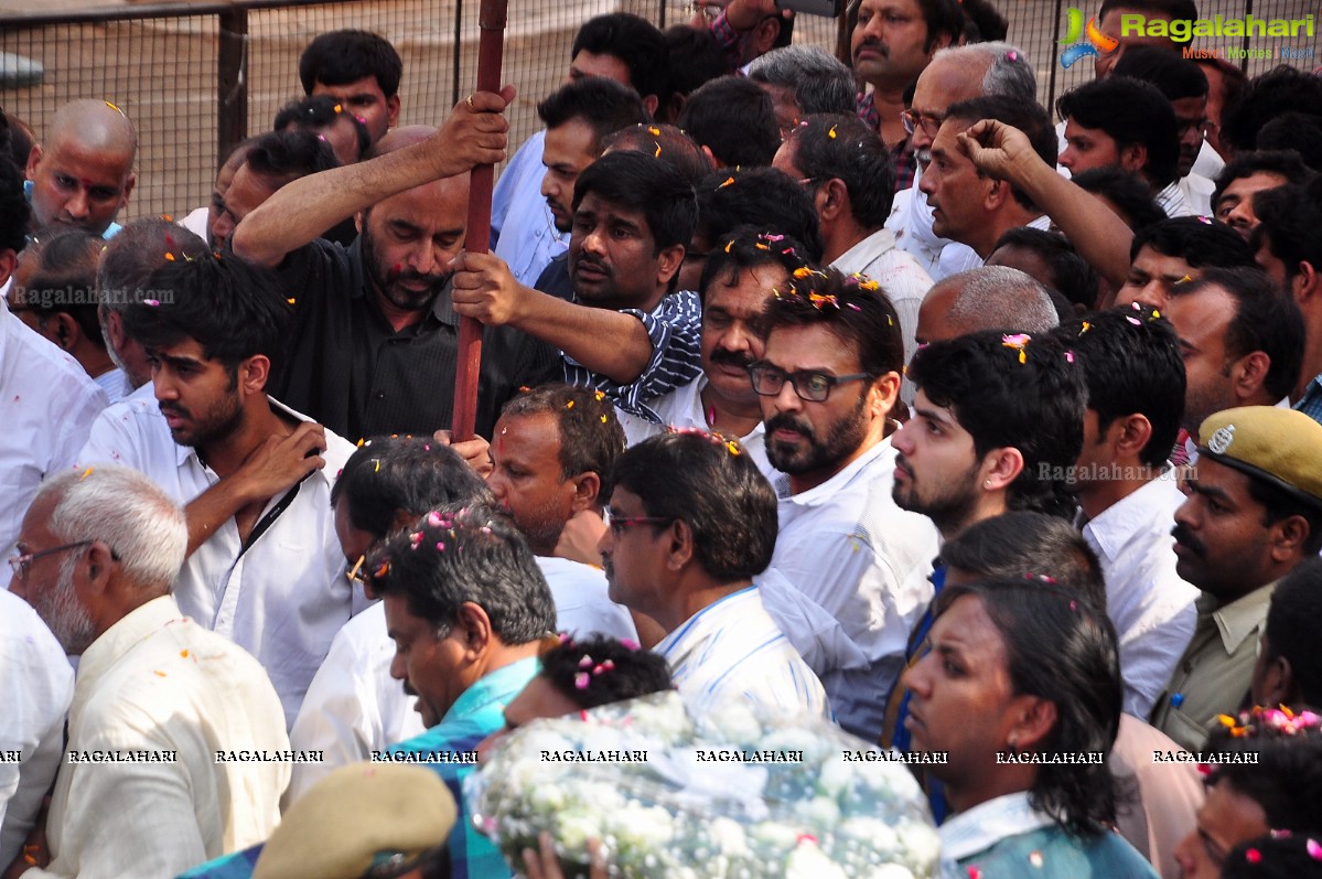 Last Rites of Dr. D. Ramanaidu