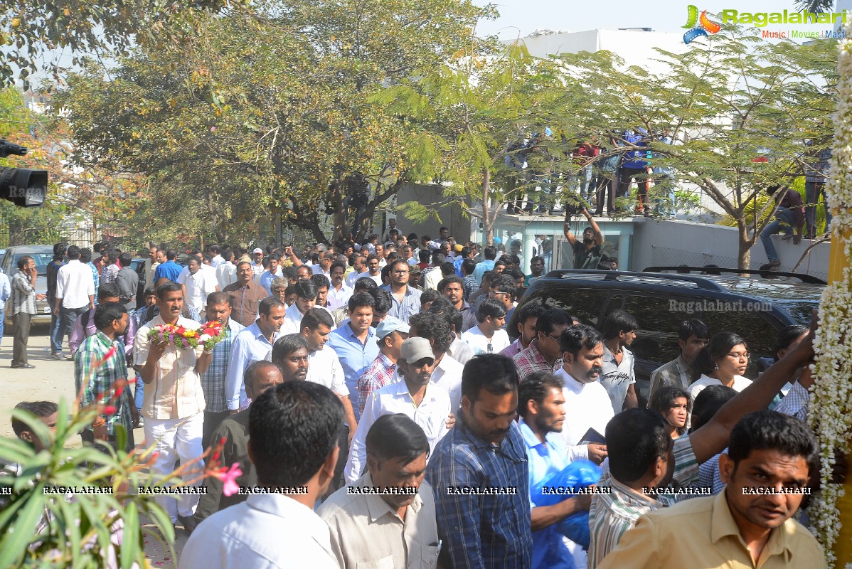 Last Rites of Dr. D. Ramanaidu