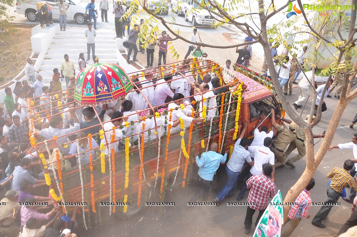 Last Rites of Dr. D. Ramanaidu