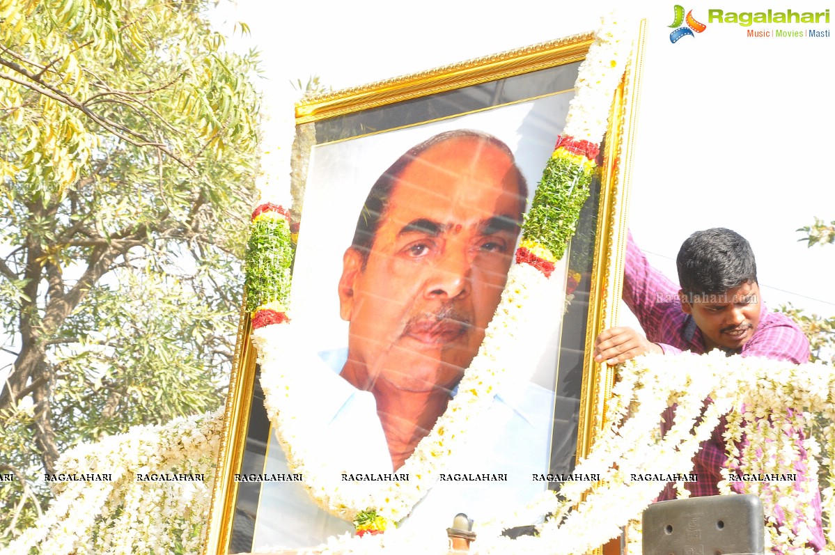 Last Rites of Dr. D. Ramanaidu