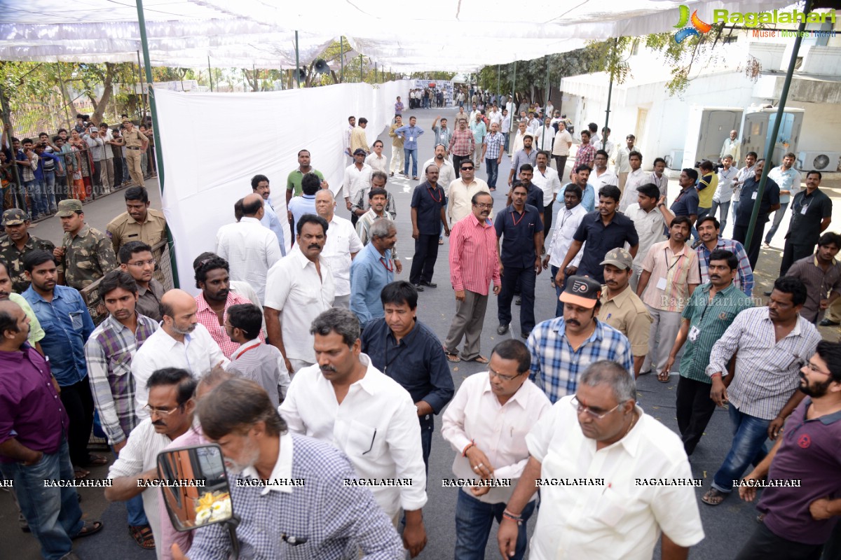 Last Rites of Dr. D. Ramanaidu