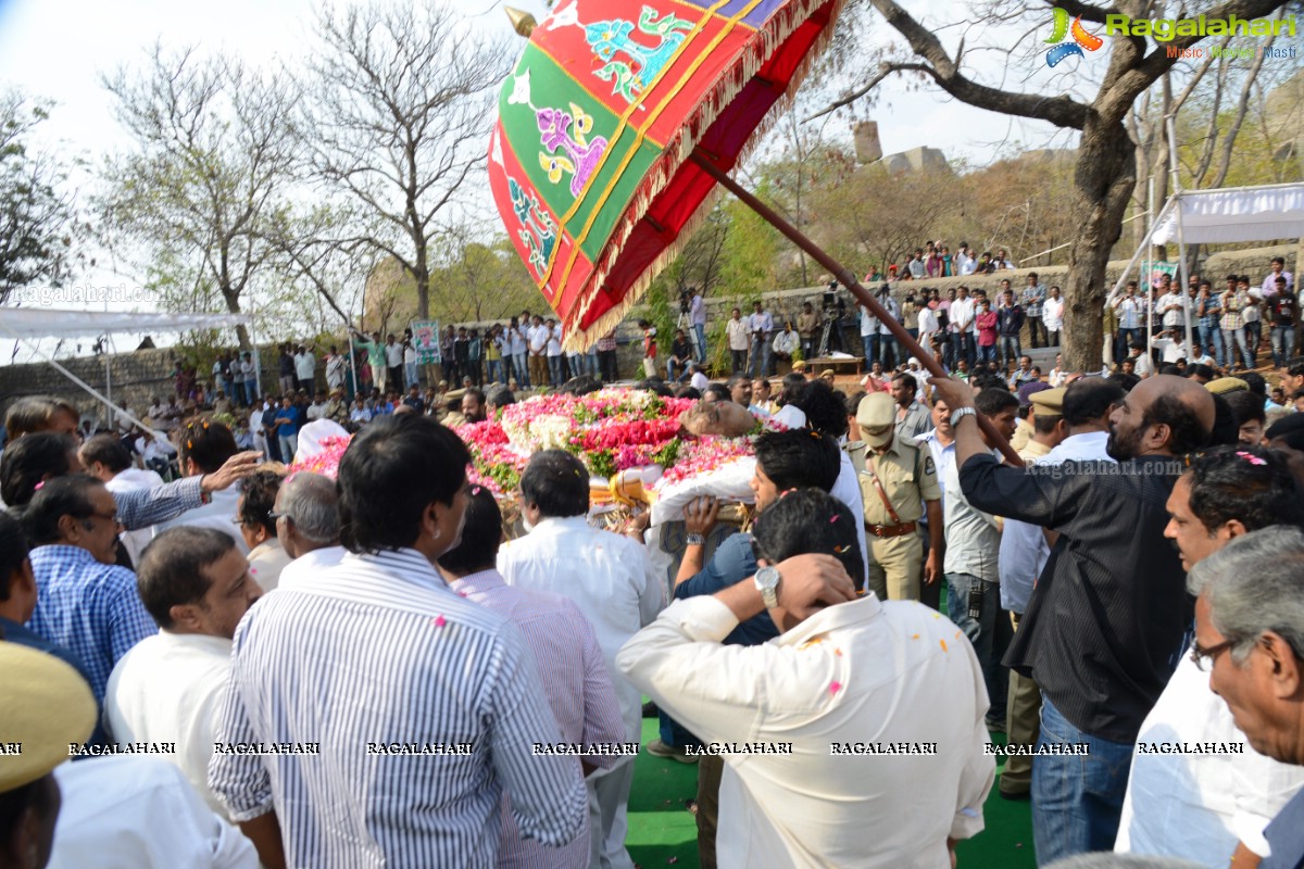 Last Rites of Dr. D. Ramanaidu