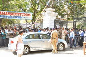 Ramanaidu Last Rites Photos