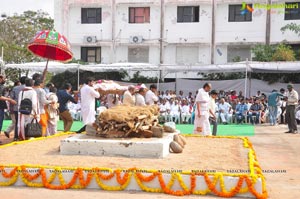 Ramanaidu Last Rites Photos