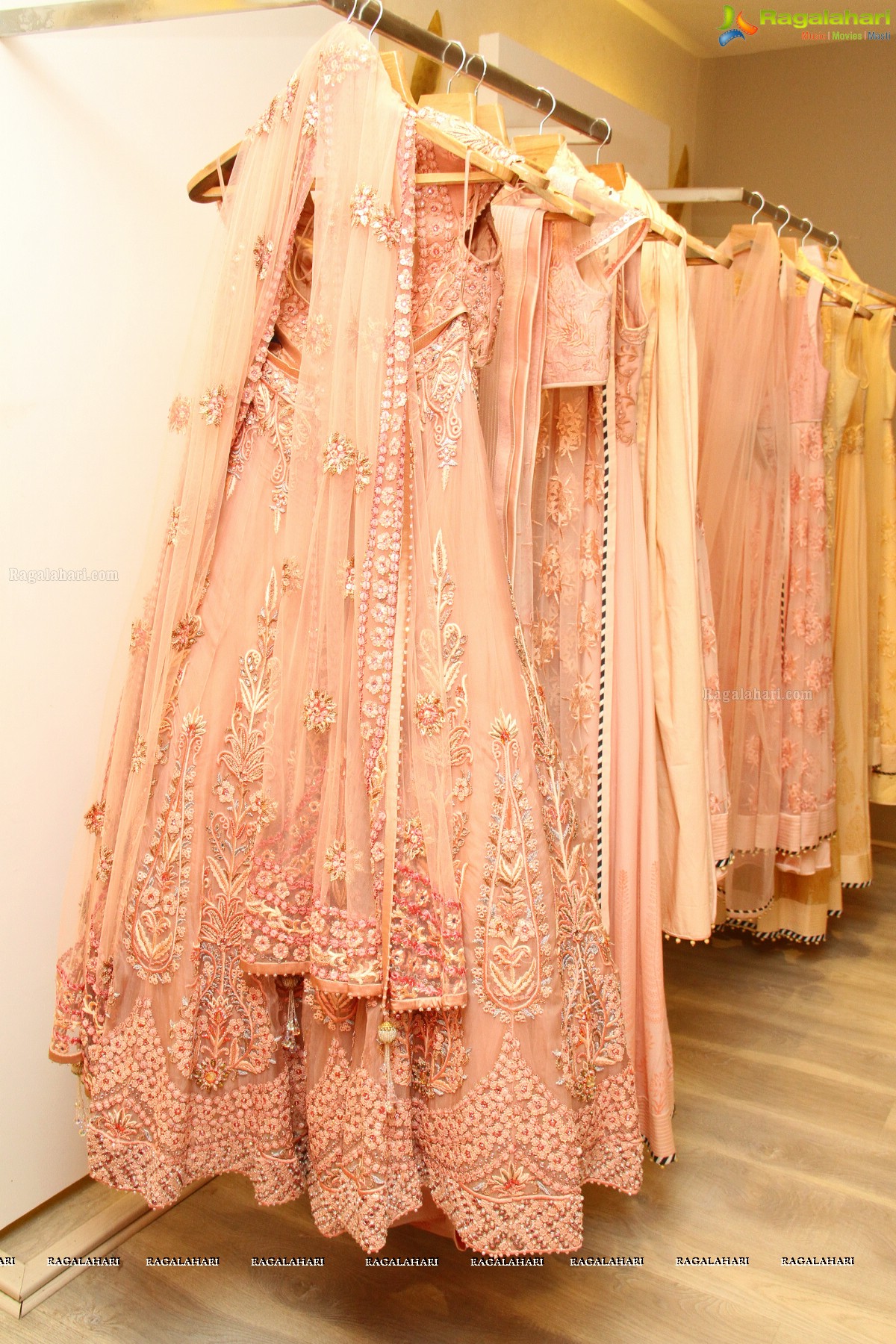 Farah Khan Ali and JJ Valaya Collection at Angasutra Designer Boutique, Hyderabad