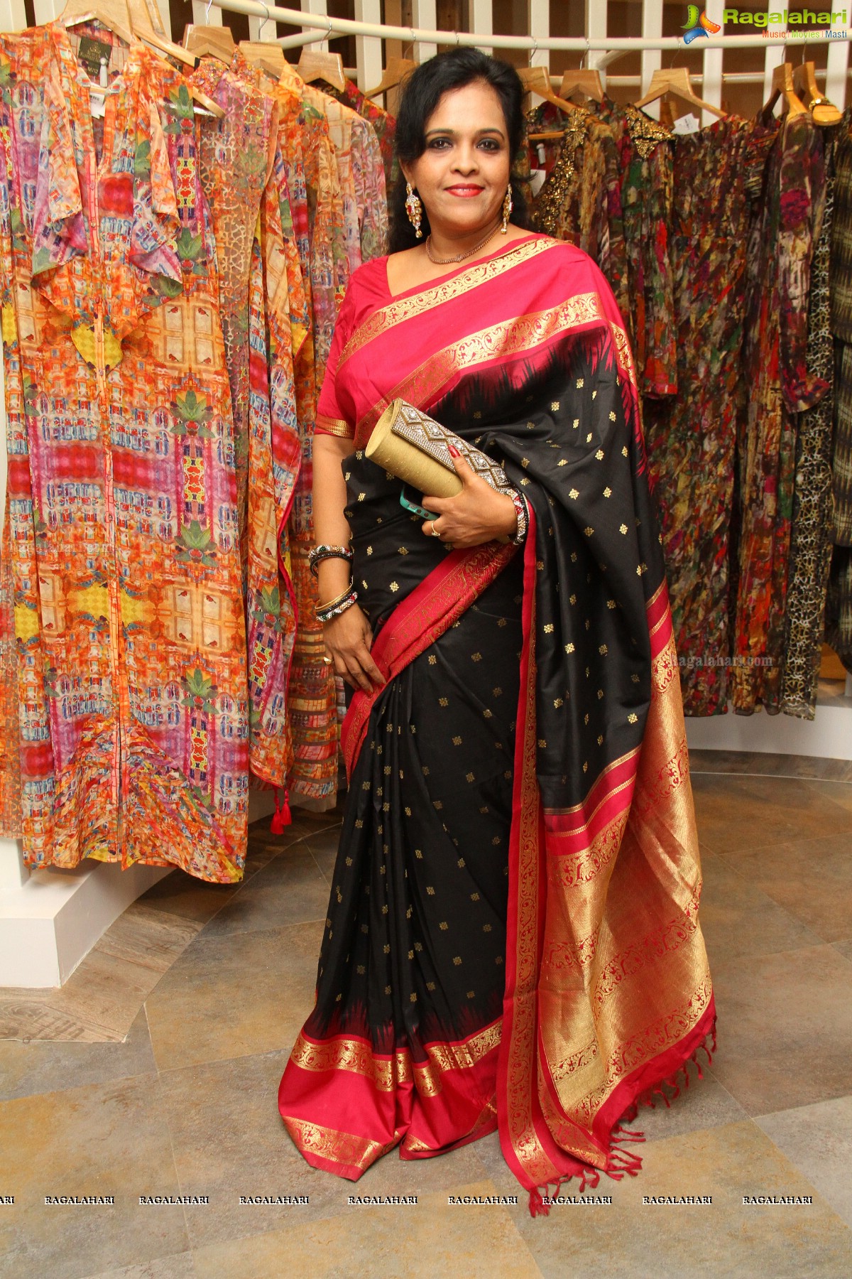 Farah Khan Ali and JJ Valaya Collection at Angasutra Designer Boutique, Hyderabad