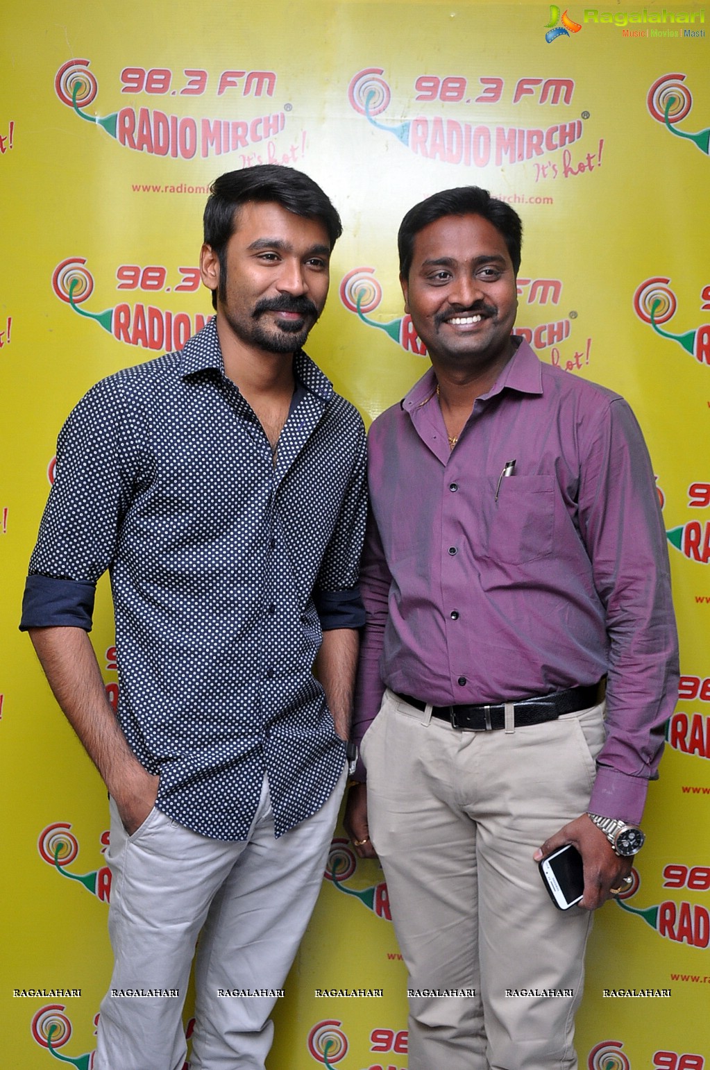 Dhanush at Radio Mirchi for Anekudu Promotions