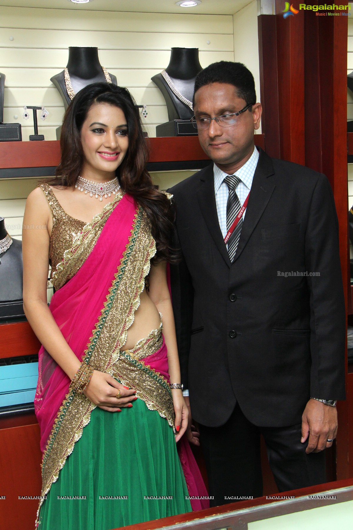 Joyalukkas International Jewellery Show inaugurated by Diksha Panth, Hyderabad