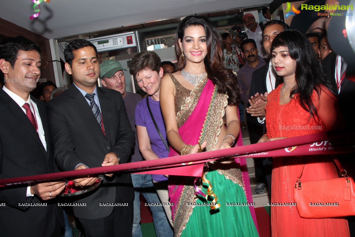 Joyalukkas International Jewellery Show inaugurated by Diksha Panth, Hyderabad