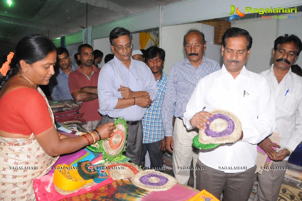 Lepakshi Handloom & Handicrafts Exhibition-Cum-Sale (Feb. 2015)