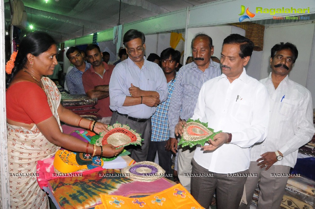 Lepakshi Handloom & Handicrafts Exhibition-Cum-Sale (Feb. 2015)