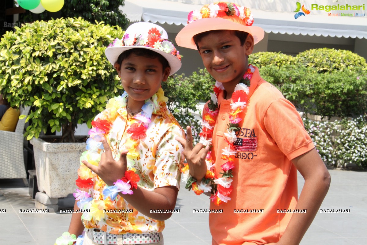 Mom n Kiddos Club Hawaiian Party at Hotel Marigold