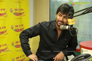 Nani at Radio Mirchi