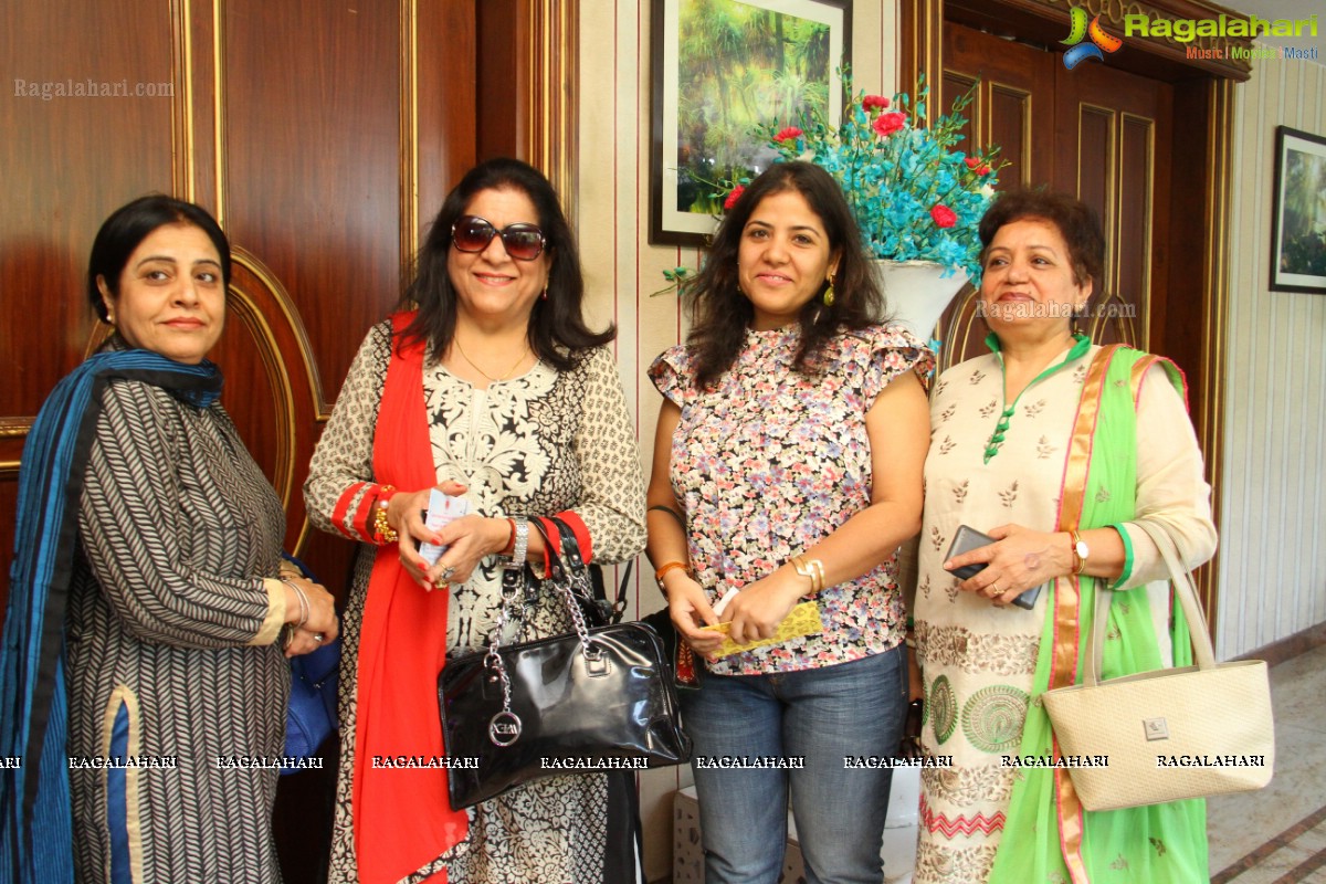 Bumper Tambola by Phulkari Club on the eve of Women's Day 2015