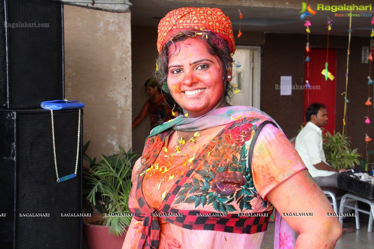 Samanvay Ladies Club Holi Bash 2015