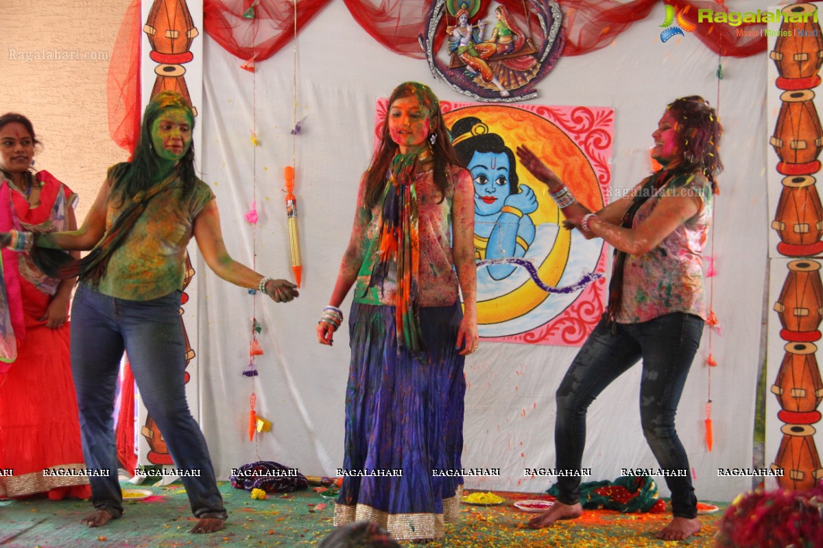 Samanvay Ladies Club Holi Bash 2015