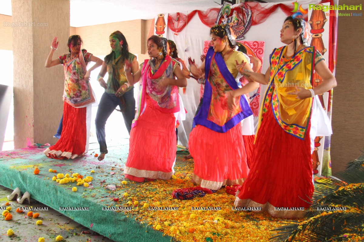 Samanvay Ladies Club Holi Bash 2015