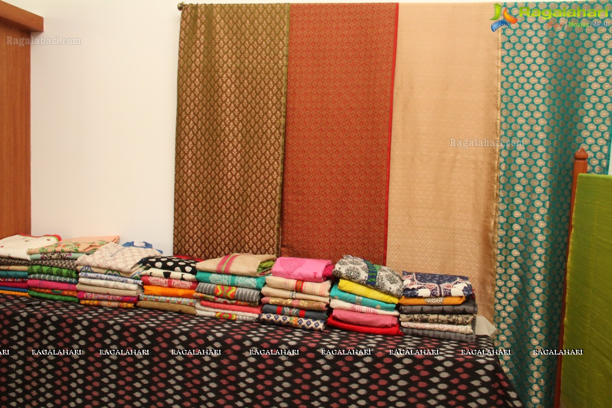 Shrujan 'Kutchhi Hand Embroidery' Expo (Feb. 2015)