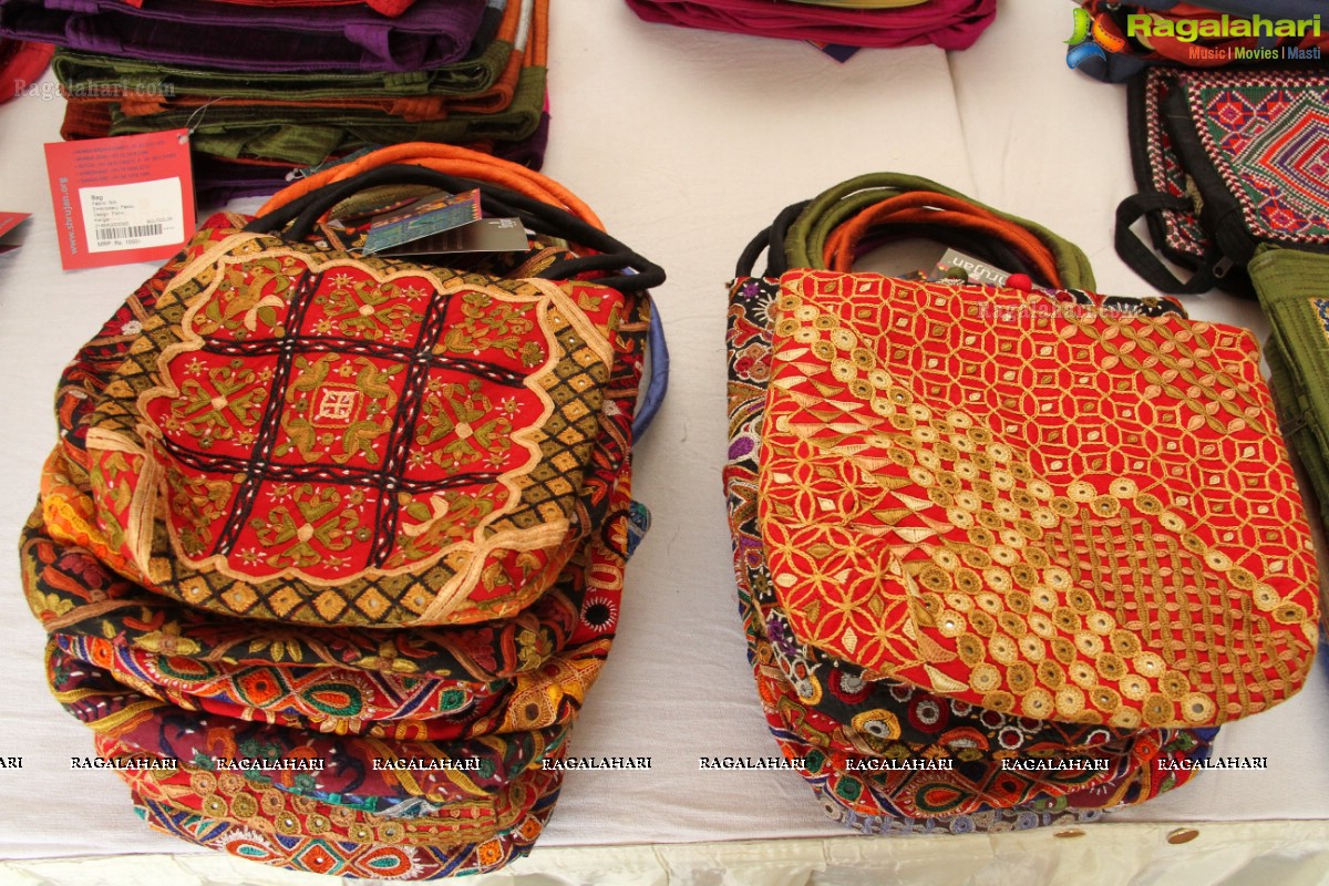 Shrujan 'Kutchhi Hand Embroidery' Expo (Feb. 2015)