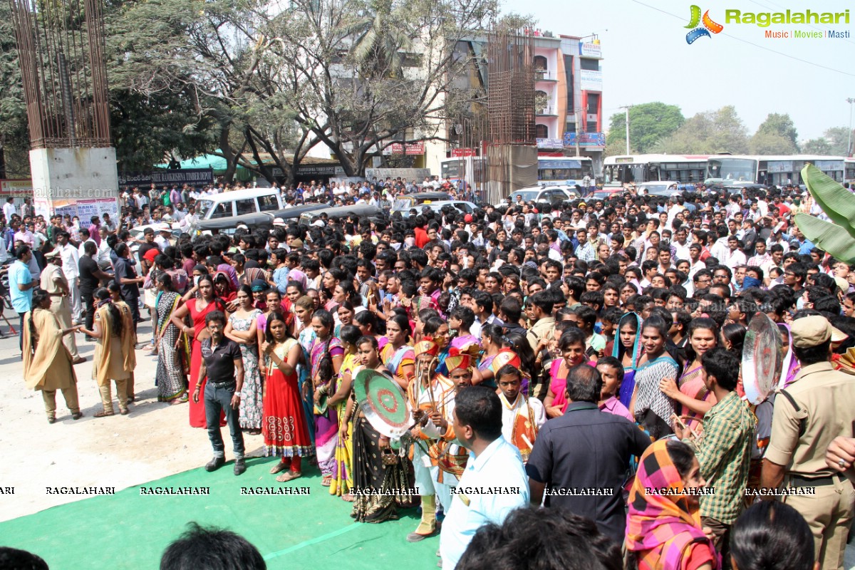 Samantha launches South India Shopping Mall at Ameerpet, Hyderabad