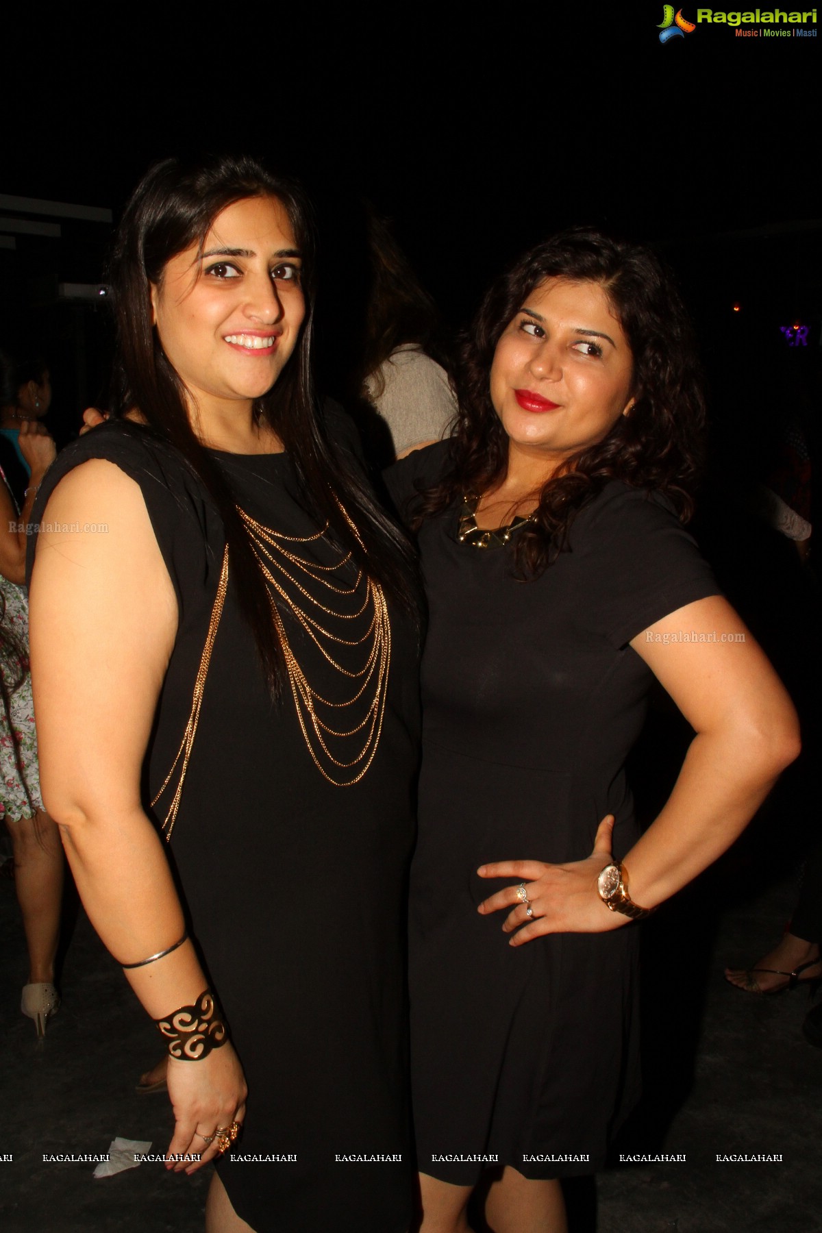 Sparks n Sizzles Couple Party at Air Lounge - Host: Poonam and Vicky