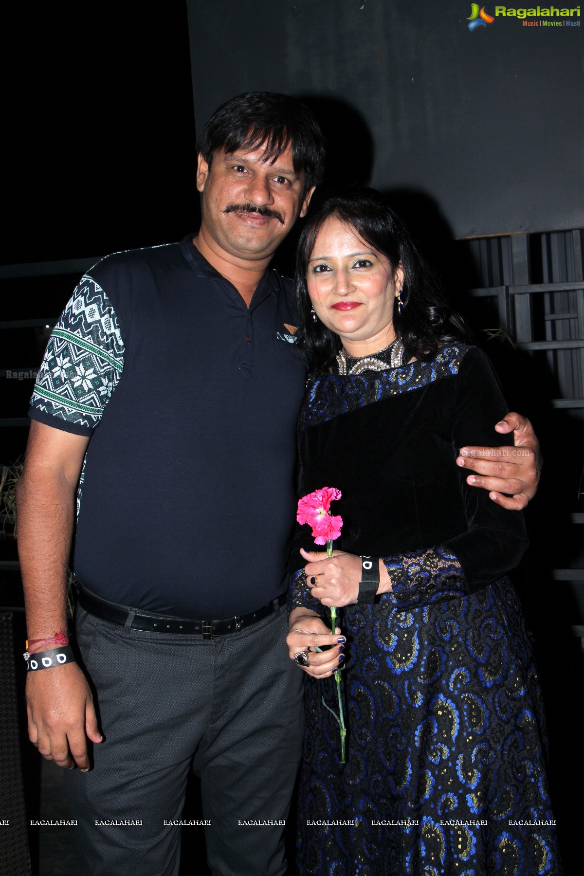 Wedding Anniversary Celebrations of Sumeet and Anita at Air Lounge, Hyderabad