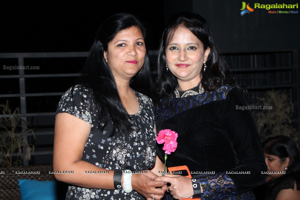 Wedding Anniversary Celebrations of Sumeet and Anita at Air Lounge, Hyderabad