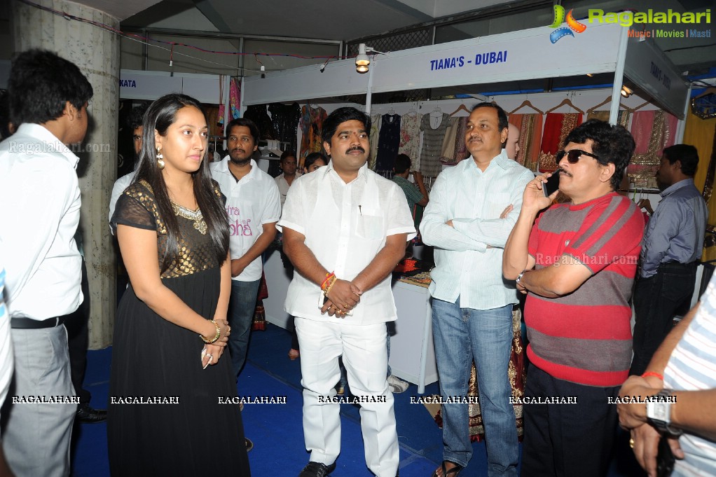 Ram Leela Team at Ugadi Vastra Vaibhav Exhibition