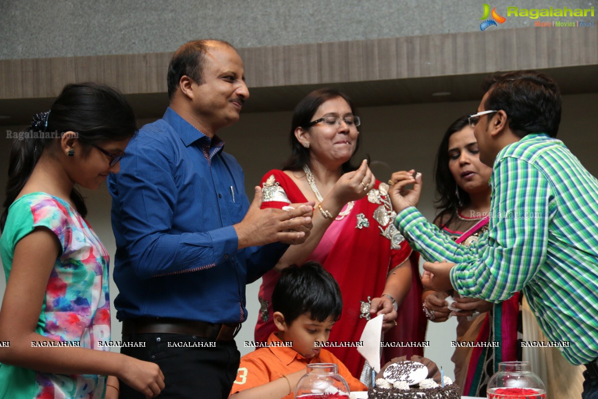 Abhishek-Anshu and Mukesh-Kirti Wedding Anniversary Celebrations
