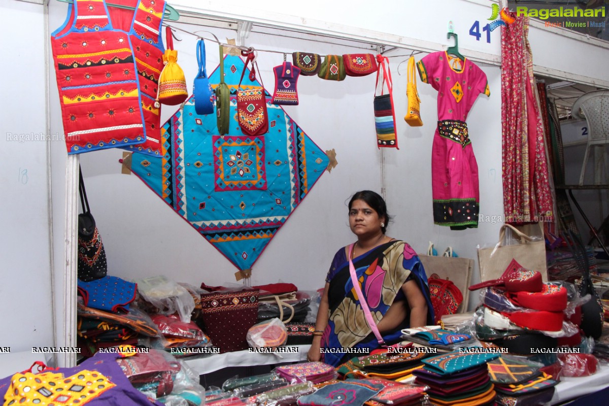 Lepakshi Exhibition cum Sale - 2016 Launch at Hasthakala Bhavan, Hyderabad