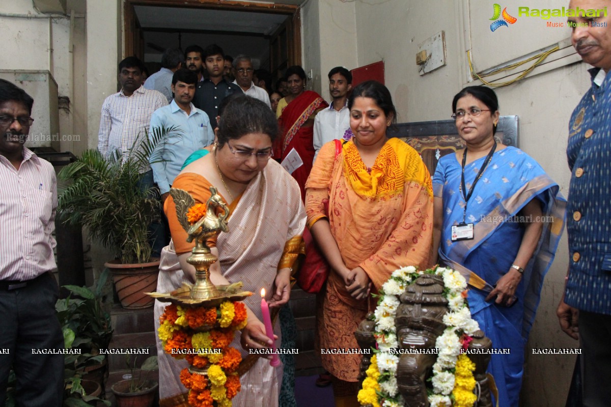 Lepakshi Exhibition cum Sale - 2016 Launch at Hasthakala Bhavan, Hyderabad