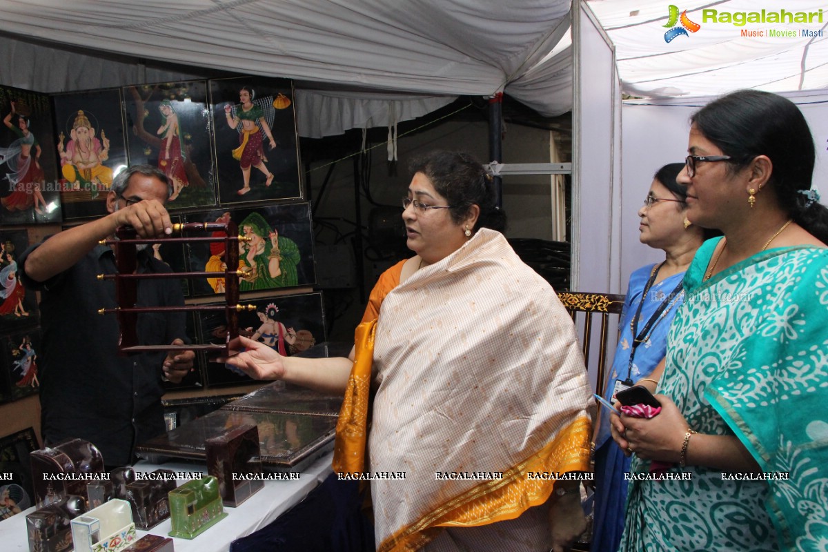Lepakshi Exhibition cum Sale - 2016 Launch at Hasthakala Bhavan, Hyderabad